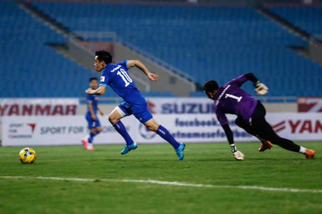 HLV Hữu Thắng nổi giận sau bài tập bí mật của tuyển Việt Nam ảnh 10