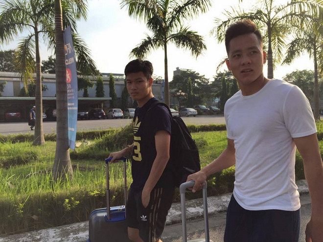 HLV Hoàng Anh Tuấn và U22 Việt Nam hội quân ở quán càphê ảnh 1