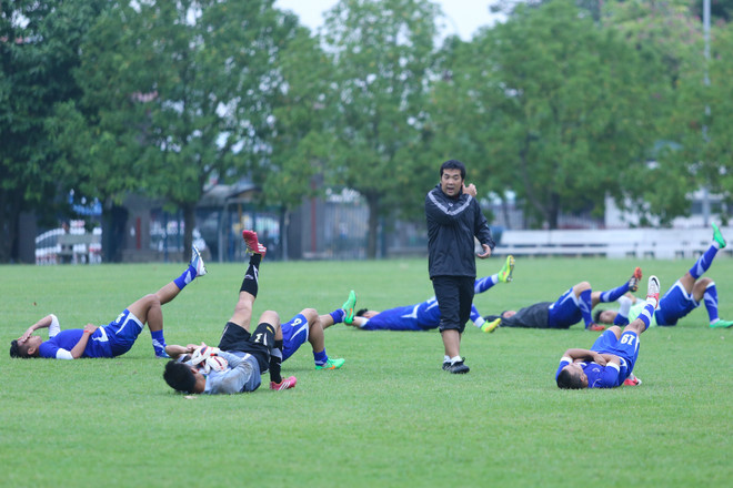 Thêm hai trụ cột tuyển Việt Nam dính chấn thương trước bán kết ảnh 10