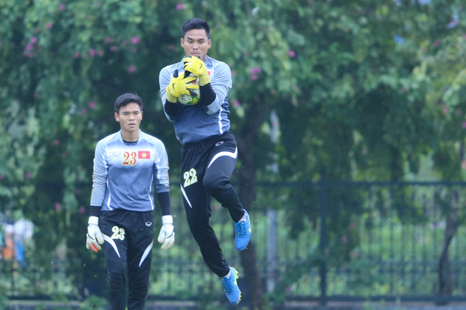 Thêm hai trụ cột tuyển Việt Nam dính chấn thương trước bán kết ảnh 8