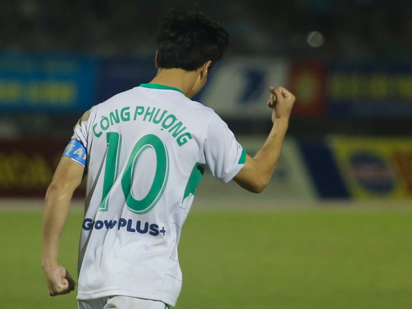 Công Phượng ngồi ghế dự bị, Hoàng Anh Gia Lai thắng trận đầu ảnh 1