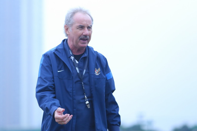 Indonesia chưa vội vã sa thải huấn luyện viên Alfred Riedl ảnh 1