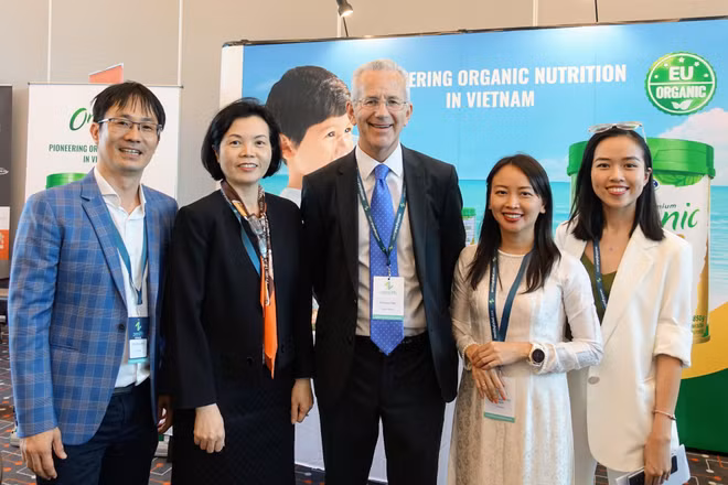 Vinamilk đại diện Châu Á trình bày về xu hướng sữa organic ảnh 3
