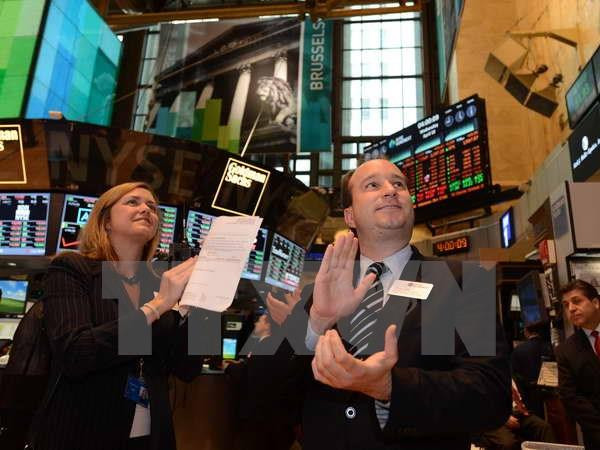 Giá dầu thế giới tăng mạnh tạo đà cho chứng khoán Mỹ đi lên ảnh 1