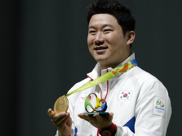 Người thắng Hoàng Xuân Vinh là tay súng số một thế giới ảnh 1