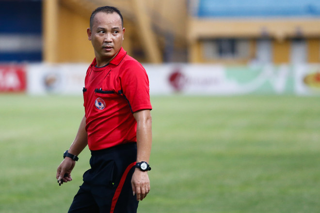 Trọng tài V-League bắt hay, huấn luyện viên các đội “cứng họng" ảnh 2