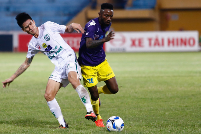 [Photo] Á quân V-League bất lực trước “bức tường thép” Cần Thơ ảnh 3