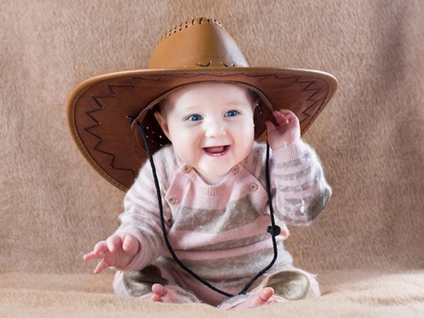 Người Pháp đau đầu với chuyện đặt tên cho con cái ảnh 1