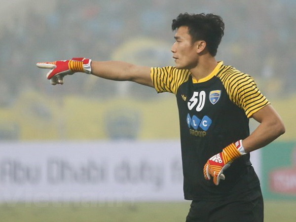 Bùi Tiến Dũng trở lại bắt chính cho Thanh Hóa tại AFC Cup ảnh 1