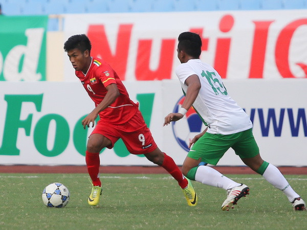 Nối gót U23 Việt Nam, "cơn bão" mang tên Myanmar nhấn chìm Indonesia ảnh 1