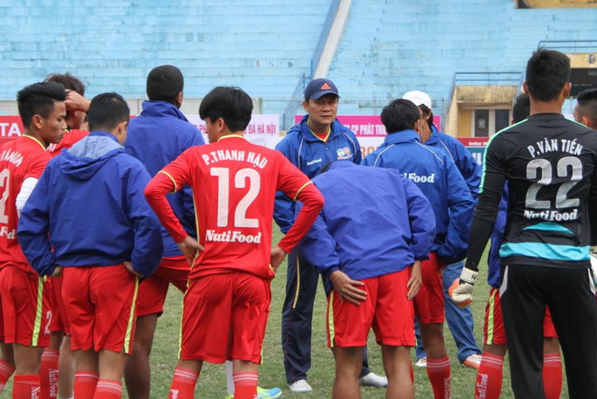 Hoàng Anh Gia Lai không dám mơ thắng đội mới lên hạng V-League ảnh 1