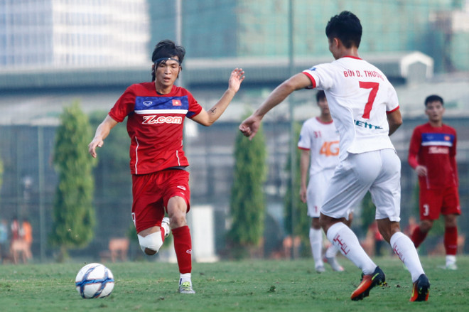 Công Phượng bất lực, U22 Việt Nam không ghi nổi bàn vào lưới Viettel ảnh 10