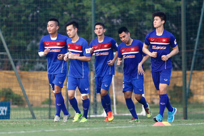 Tuấn Anh tranh chấp quyết liệt, không ngại va chạm ở U22 Việt Nam ảnh 7