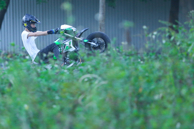 [Photo] Mãn nhãn với màn biểu diễn bốc đầu của "stunter" Hà Nội ảnh 9