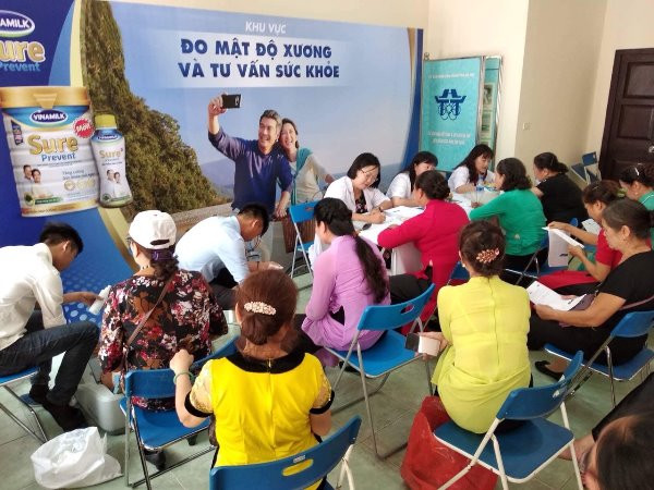 Vinamilk chăm sóc sức khỏe người cao tuổi tại giải thể dục dưỡng sinh ảnh 4