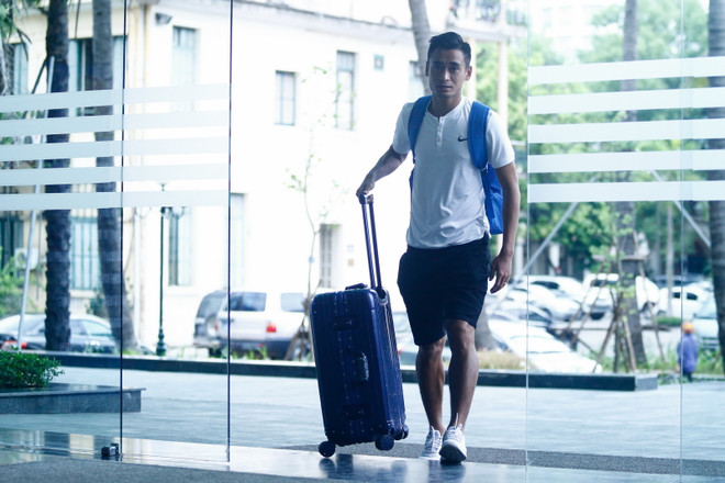 Tuấn Anh bảnh bao, Minh Long lặng lẽ ngày tuyển Việt Nam hội quân ảnh 3