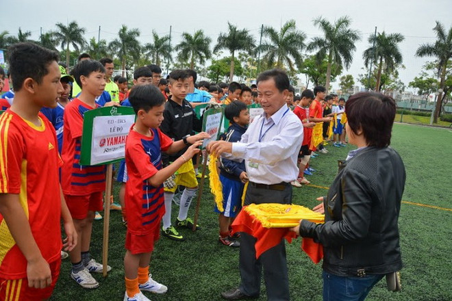16 đội đua tài tại “Festival bóng đá học đường U13” ở Đà Nẵng ảnh 2