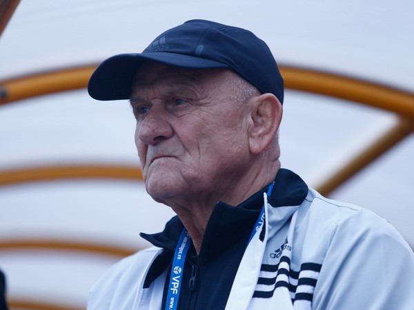 Mất ngôi vương vào tay Quảng Nam, HLV Petrovic chia tay Thanh Hóa ảnh 1