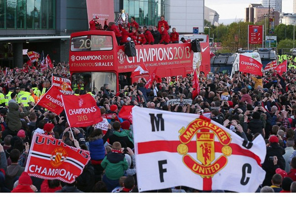 Bóng đá xứ Thanh: Tình yêu được "rao bán" bằng mọi cách? ảnh 3