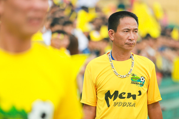 Bóng đá xứ Thanh: Tình yêu được "rao bán" bằng mọi cách? ảnh 6