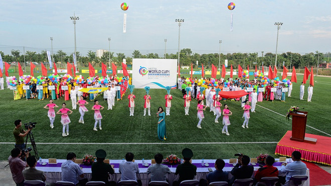 Giải phong trào của Viettel quy tụ cầu thủ ngoại, đá "như World Cup" ảnh 8