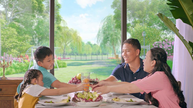 Vợ chồng cầu thủ Anh Đức luôn "bật ra-đa", đón các tín hiệu hấp dẫn từ thị trường. (Ảnh minh họa) Bất động sản Đồng Nai: Mục tiêu đầu tư tiếp theo của cầu thủ Anh Đức ảnh 1