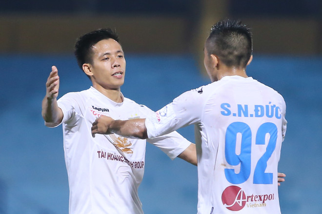 [Photo] Bộ “Tam tấu” Hà Nội T&T đè bẹp Khánh Hòa ở Hàng Đẫy ảnh 10