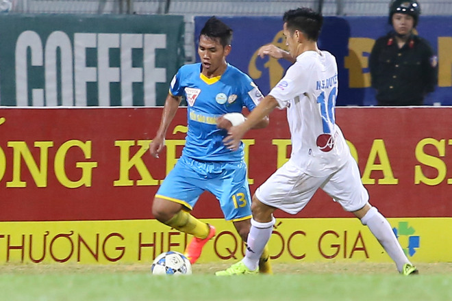 [Photo] Bộ “Tam tấu” Hà Nội T&T đè bẹp Khánh Hòa ở Hàng Đẫy ảnh 3