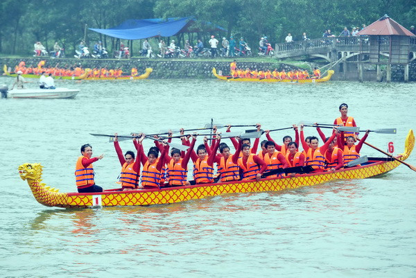 Giải đấu kết thúc với chiến thắng của đoàn tới từ Bình Thuận. (Nguồn: Ban tổ chức) Bình Thuận vô địch giải đua thuyền truyền thống Eximbank ảnh 1