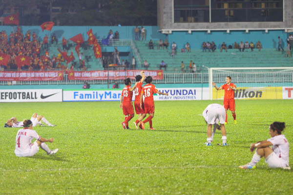 [Photo] Những hình ảnh đẹp trong thắng lợi của nữ Việt Nam ảnh 13