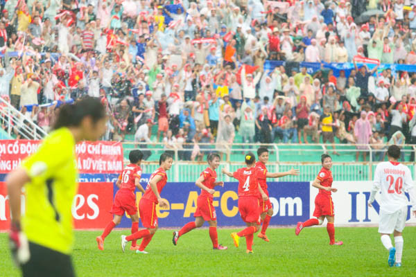 [Photo] Những hình ảnh đẹp trong thắng lợi của nữ Việt Nam ảnh 7