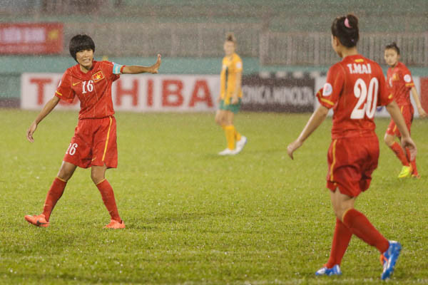 [Photo] Trận “thủy chiến” của nữ Việt Nam với Australia ảnh 8