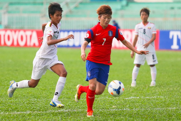 Myanmar không có một cơ hội trước Hàn Quốc hùng mạnh. (Ảnh: Minh Chiến/Vietnam+) Bảng B Asian Cup nữ: Myanmar và Thái Lan thua tan tác ảnh 1