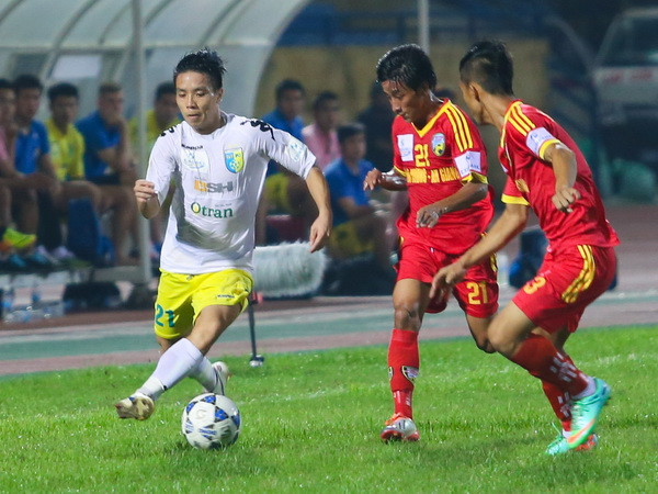 Từ chức lần thứ ba, HLV Nhan Thiện Nhân rời đội An Giang ảnh 1