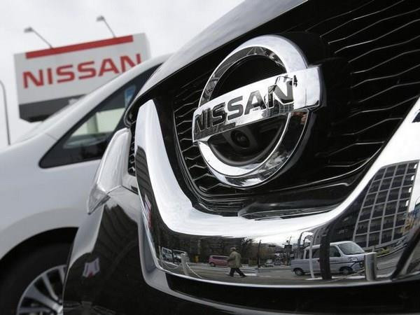 Nissan báo lỗi thêm mẫu Sentra đời 2004-2006 vì vấn đề túi khí ảnh 1