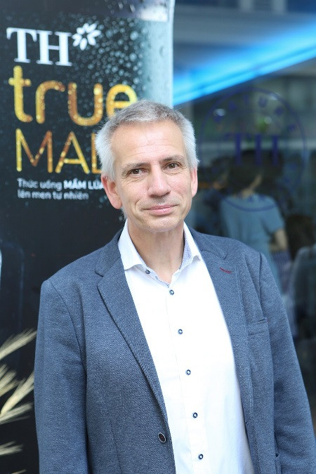 Nước giải khát từ mầm lúa mạch gây ấn tượng mạnh với giáo sư châu Âu ảnh 2