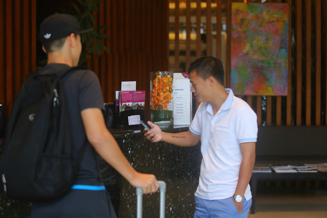 Quên chứng minh thư, Văn Quyết suýt không kịp hội quân tuyển Việt Nam ảnh 6