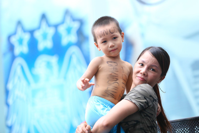 Đội trưởng Man City “đối mặt” đội trưởng U23 Việt Nam ảnh 8