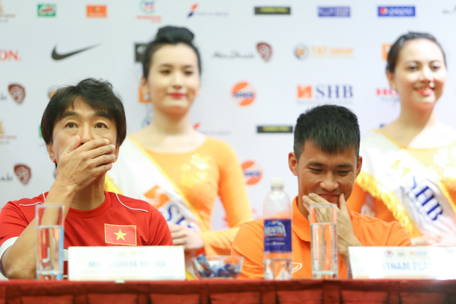 Công Vinh tự tin trong khi ông Miura thận trọng trước Man City ảnh 1