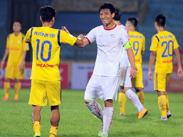 CĐV Nam Định nổi giận vì Viettel giành mất vé thăng hạng ảnh 1