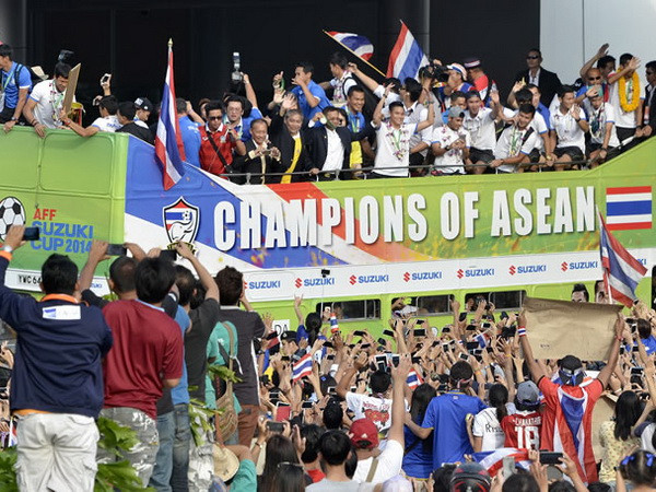 Kiatisak: Trong 10 năm tới, Thái Lan không ngại một đối thủ nào ảnh 1