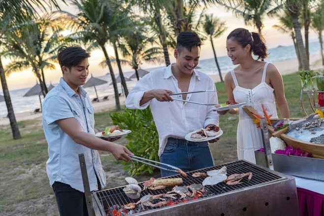 Khởi động năm mới với nhóm bạn thân ở điểm đến sang, xịn, mịn ảnh 2