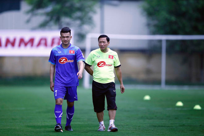 Tuyển Việt Nam tập bài lạ, Tuấn Anh mệt nhoài ngày trở về ảnh 8