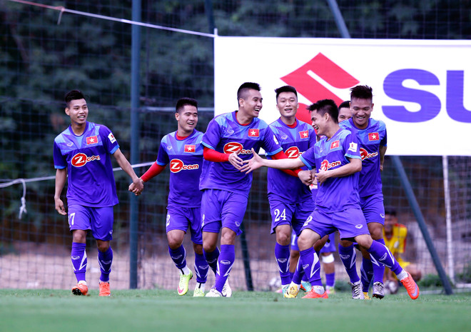 Tuyển Việt Nam tập bài lạ, Tuấn Anh mệt nhoài ngày trở về ảnh 3