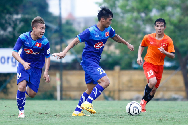 [Photo] Vắng Công Phượng, tuyển Việt Nam bất lực trước khung thành U19 ảnh 1