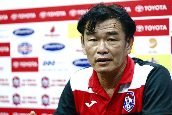 Than Quảng Ninh đá "tiêu cực" và nghi vấn vụ tẩy chay khán đài B? ảnh 1