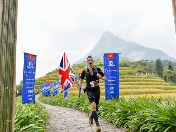 1.600 vận động viên tranh tài tại Vietnam Mountain Marathon 2016 ảnh 1