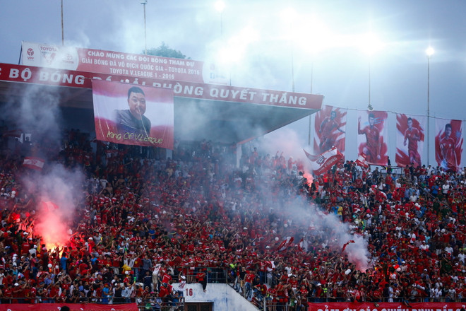 Hà Nội T&T và Hải Phòng cùng chịu án phạt về các vụ "vỡ sân" ảnh 1