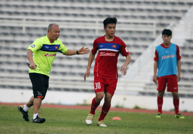 U23 Việt Nam rèn dứt điểm, chờ tranh ngôi đầu với Uzbekistan ảnh 2