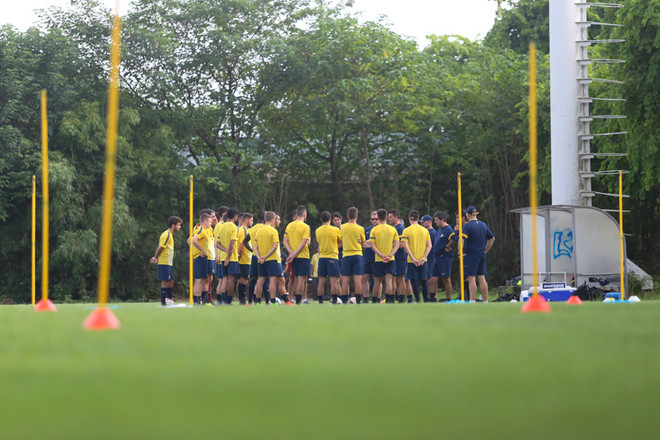 [Photo] Australia giấu bài triệt để, U19 Việt Nam công khai mọi vũ khí ảnh 12